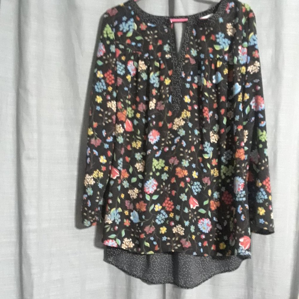 Daniel Rainn - DR2 Floral black blouse